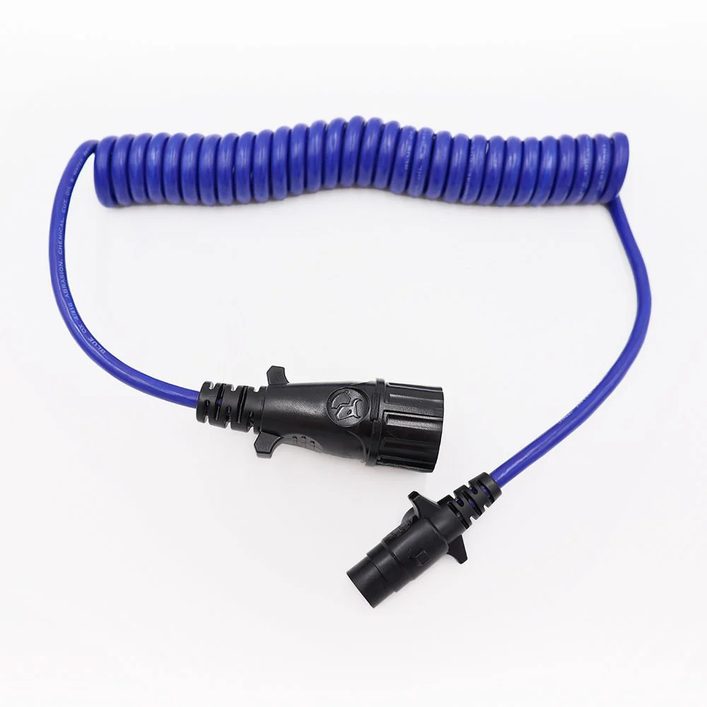 Blue Ox 7-Way To 4-Way Coiled Electrical Cable With Car 4-Way Socket - Image 6